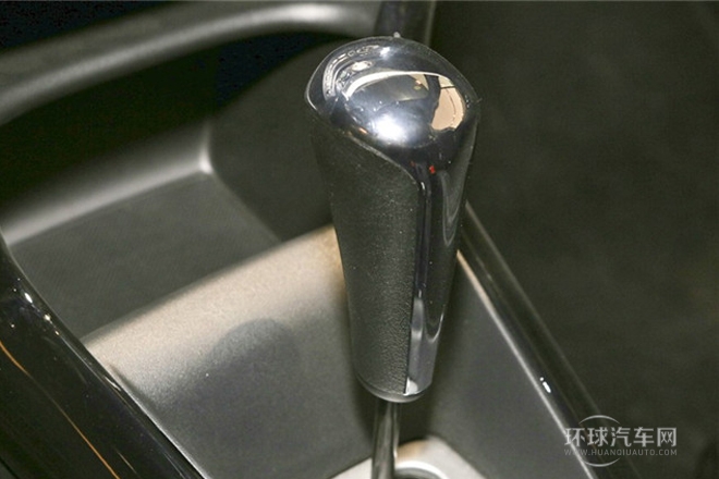 2012款 1.6L 至尊版