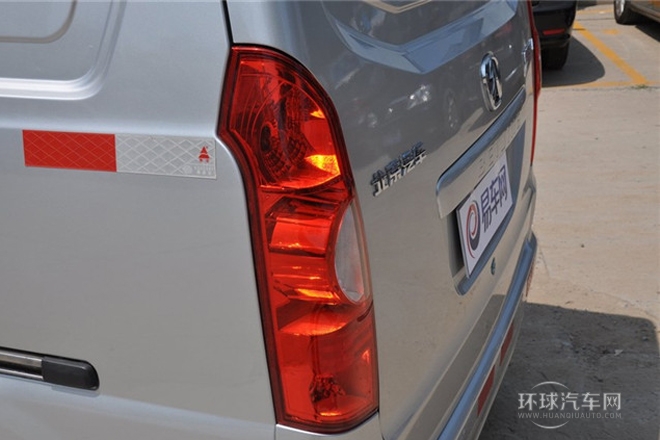 2014款 1.2L超值版厢货 基本型A12京V（五座）