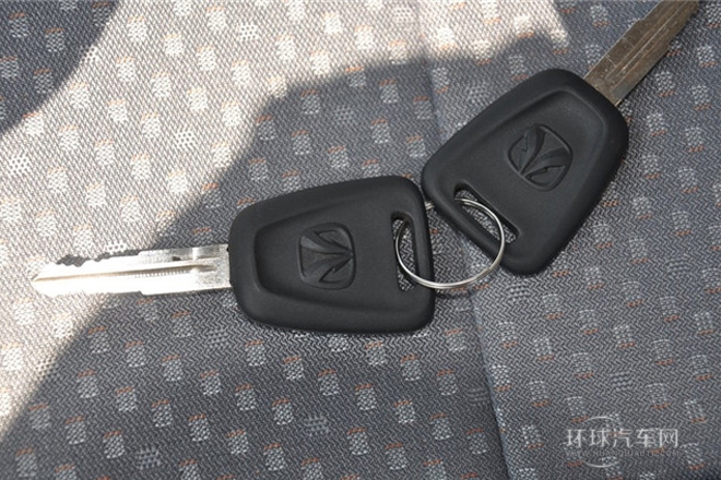 2014款 1.2L超值版厢货 舒适型 助力A12京V（两座）