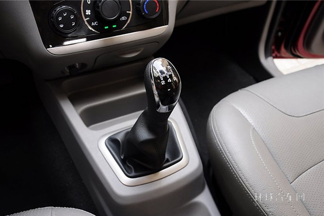 2014款 1.5L标准型
