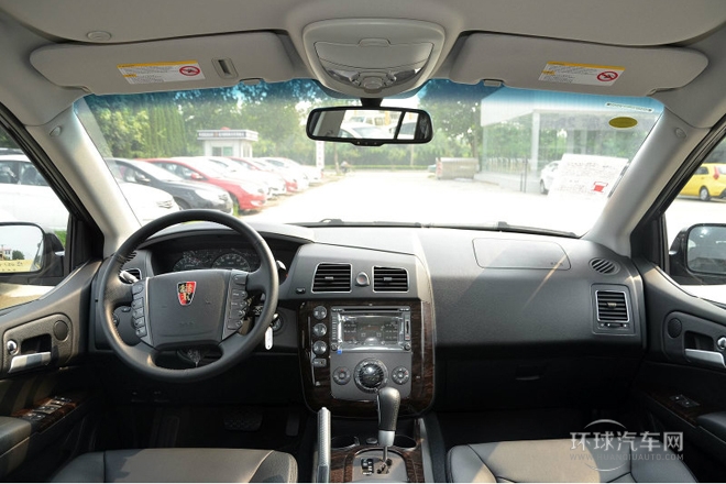 2013款 3.2L 4WD 自动尊域版