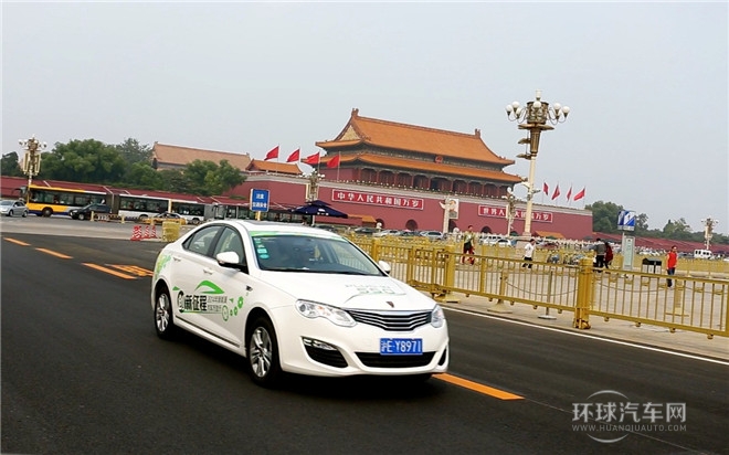 2013款 3.2L 4WD 自动尊域版