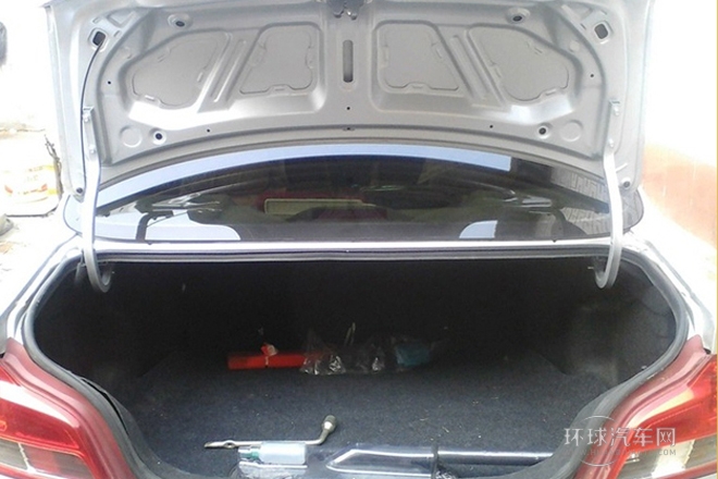 2012款 N3 1.0L 三厢舒适型