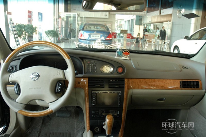 2004款 智尊 2.0L 自动豪华型