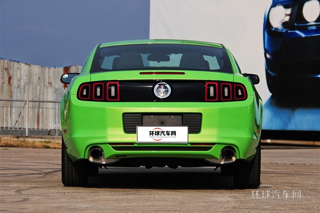 2013款 3.7L 自动标准型