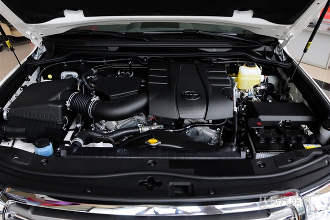 2012款 4.0L 自动VX