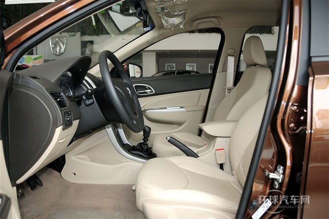 2013款1.5L手动   进取型
