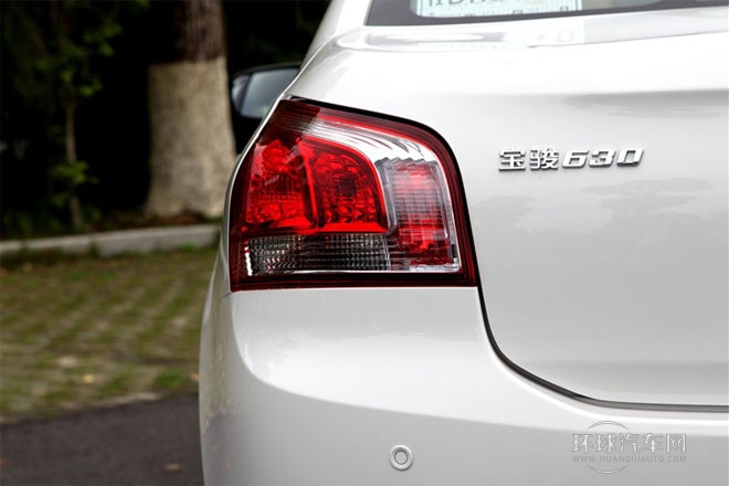2013款1.5L自动   精英型