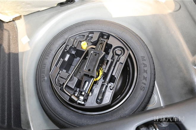 2013款 1.6L 风尚敞篷版