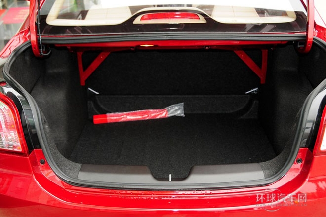 2013款1.8L手动   舒适型