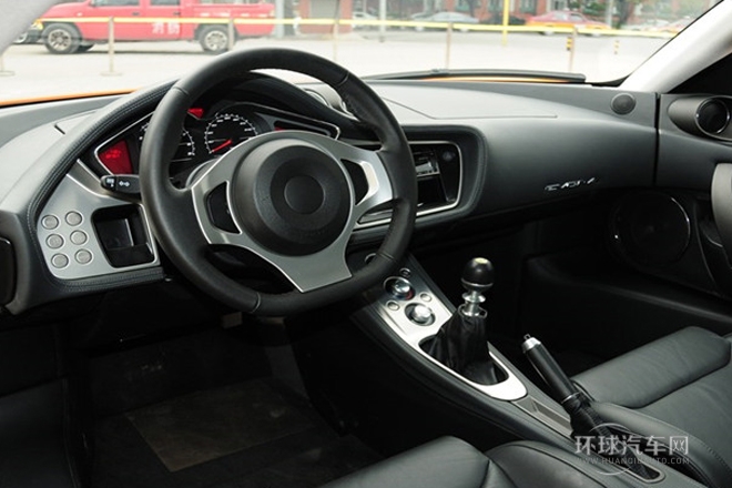 2011款 3.5 V6四座标准版