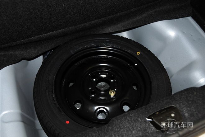 2012款 1.0L 手动亲情版 国V