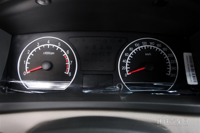 2012款 1.8L 自动精英型