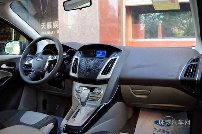 2012款 三厢 1.6L AT风尚型