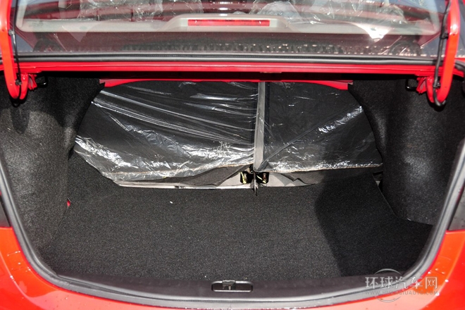 2012款 三厢 1.5L 手动豪华型