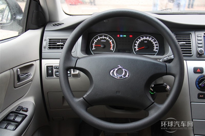 2013款 1.8L 手动舒适型CNG