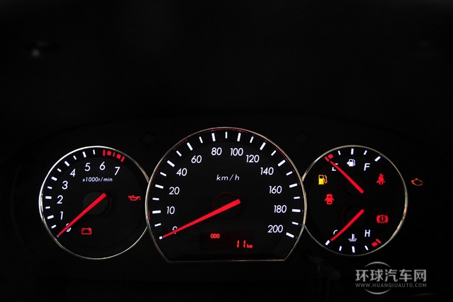 2012款 1.3L 手动豪华型 国IV