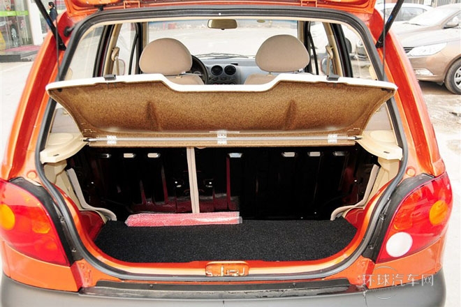 2012款 改款 1.0L 手动P-TEC舒适型