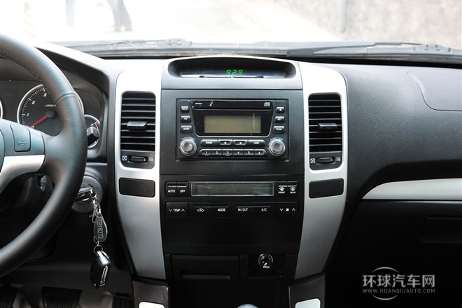 2011款 2.0L 手动两驱豪华型
