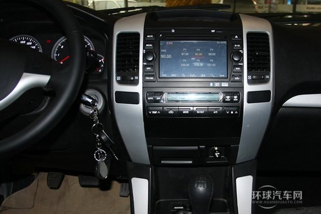 2011款 2.4L 手动四驱豪华型