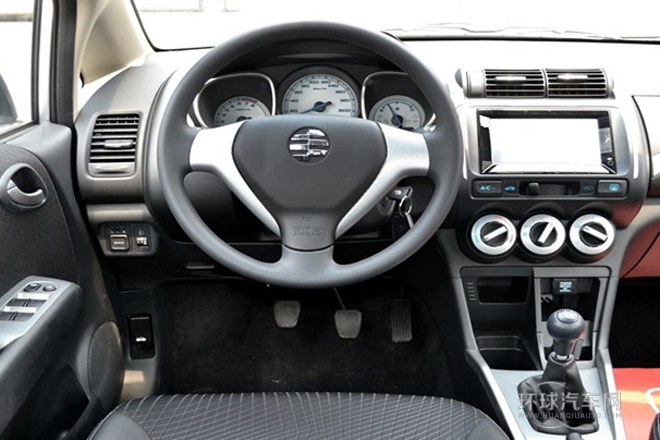 2013款 1.5L 手动运动型