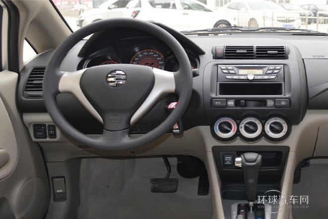 2014款 1.3L 自动舒适型