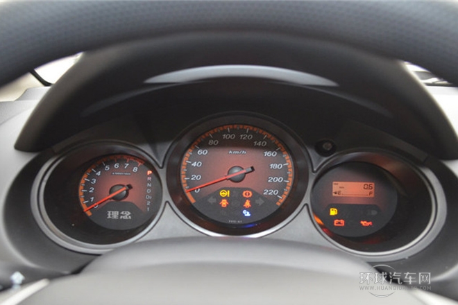 2014款 1.3L 手动舒适型
