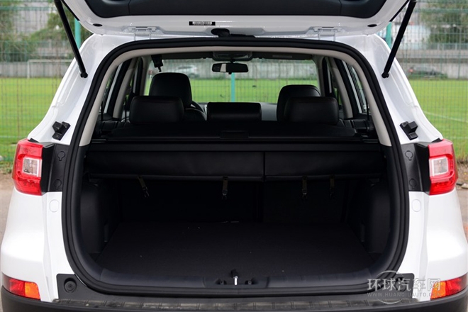 2014款 1.8T 自动尊贵型