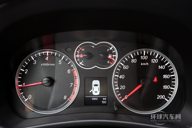 2013款 智尊版 2.0T手动四驱精英型