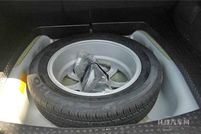 2013款 三厢 1.5L 自动精英型