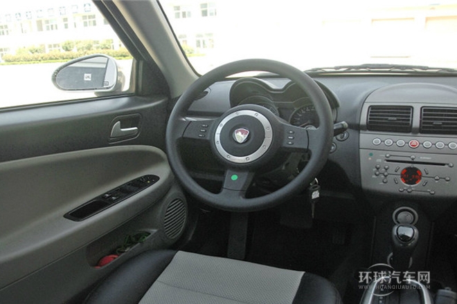 2013款 三厢 1.5L 自动精英型