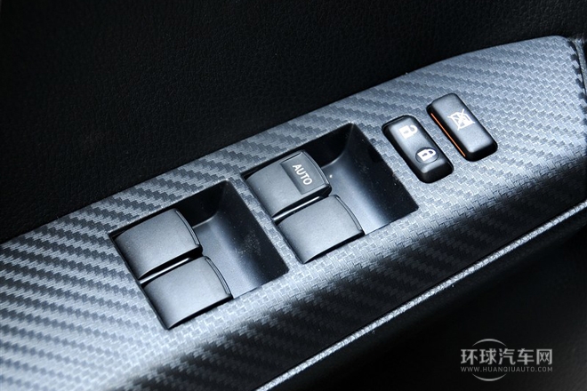 2013款 2.0L CVT四驱风尚版