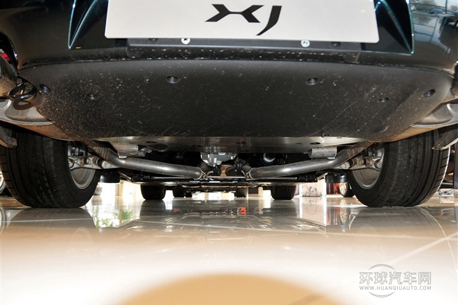 2014款 XJL 2.0T 两驱典雅商务版