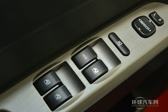 2013款 1.2L 手动舒适型