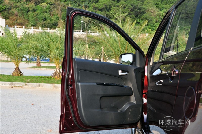 2013款 1.2L 手动精英型