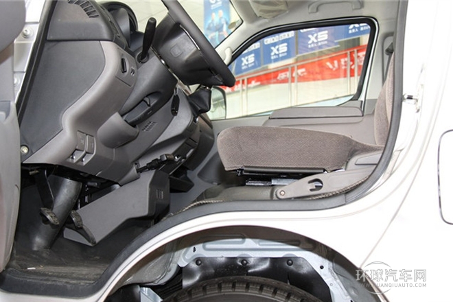 2011款 2.0T商务豪华型