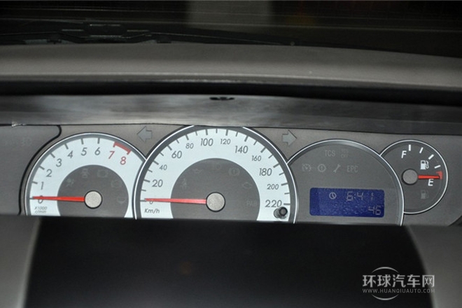 2012款 2.0L 手动豪华型