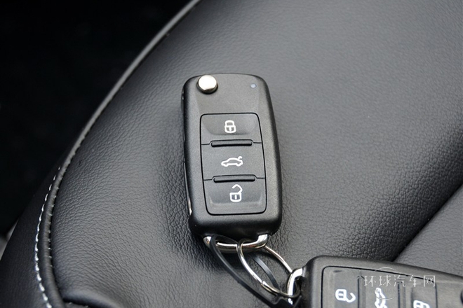 2015款 1.4TSI 自动30周年纪念版