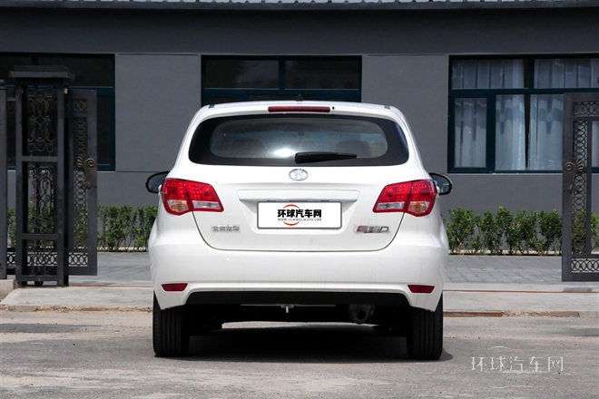 2013款 两厢 1.5L 自动乐天版