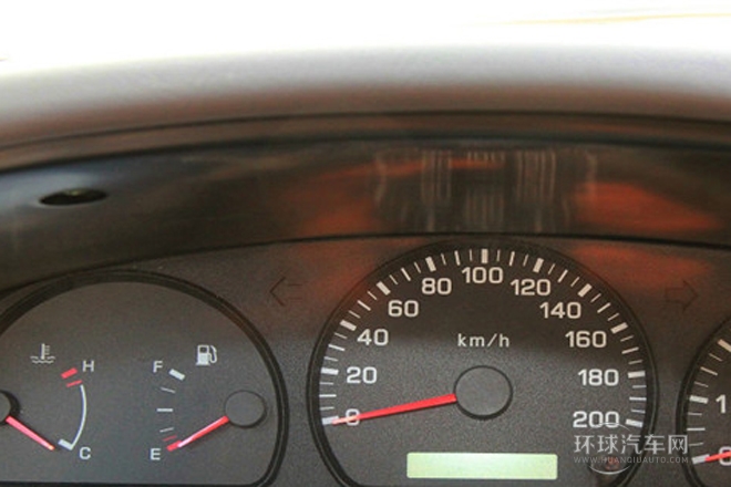 2010款 2.4L汽油两驱标准型ZG24