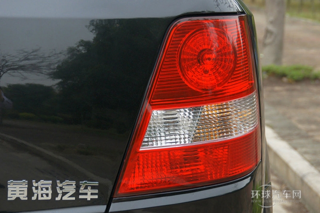 2012款 2.0L 两驱公务版