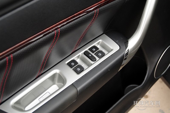 2013款 运动版 1.5T 手动四驱精英型