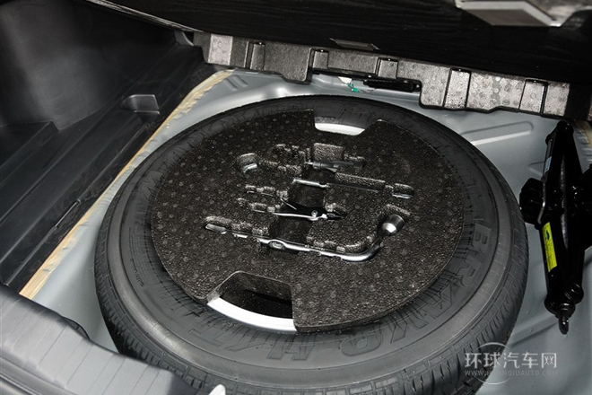 2013款 升级版 1.5T 手动两驱尊贵型