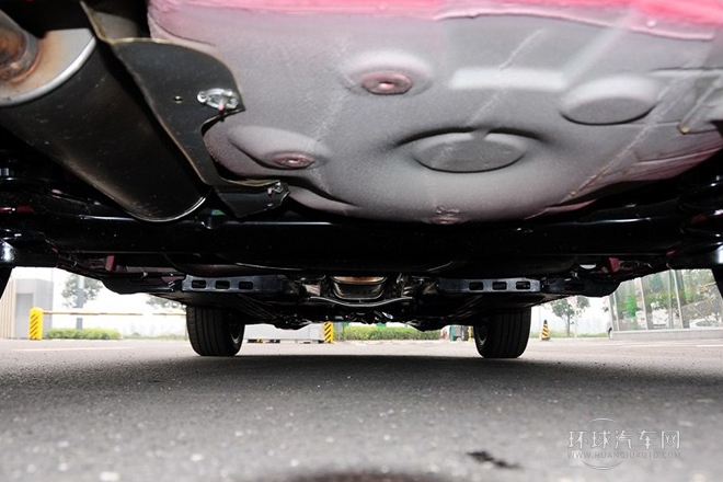 2013款 1.6L 自动Monte carlo版