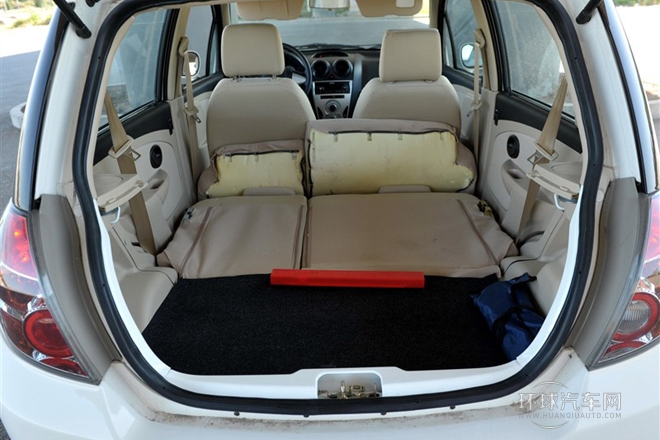 2010款 1.0L 进取型
