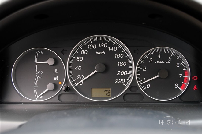 2012款 1.5L 手动精英型