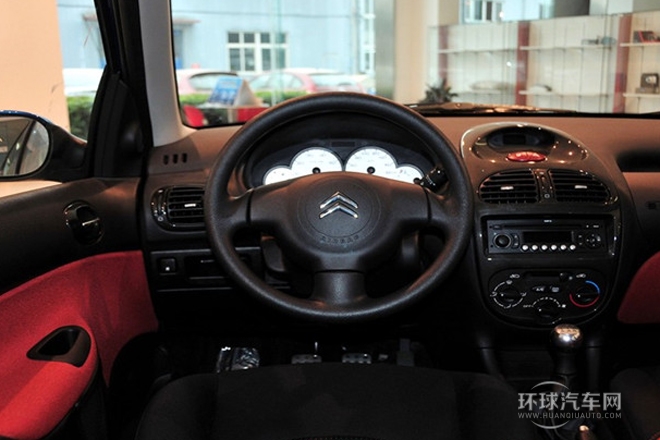 2012款 1.4L 手动运动型