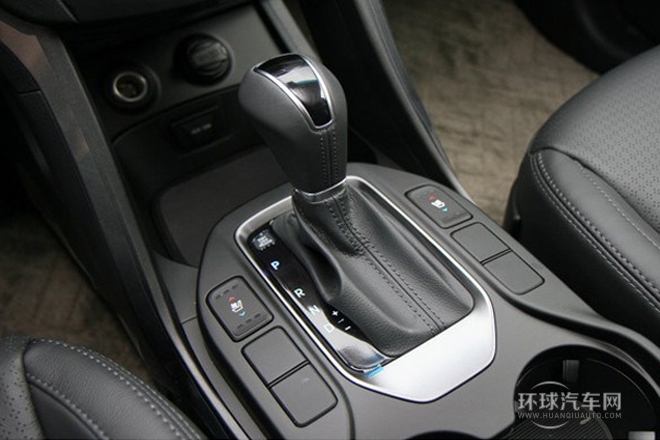 2013款 3.0L 7座豪华版