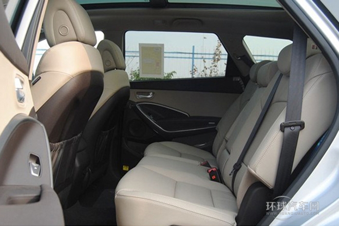2013款 3.0L 7座舒适版