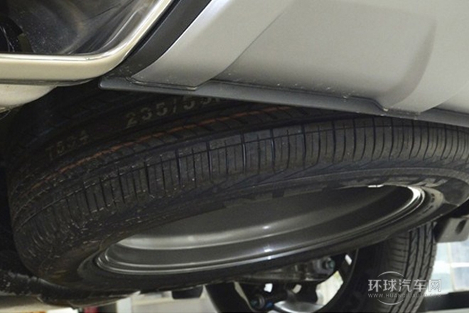 2013款 2.2T 6座豪华版